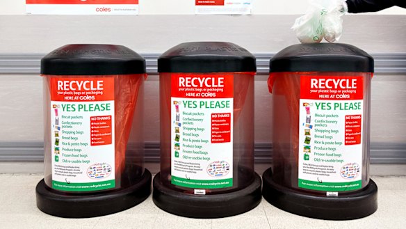 REDcycle bins were placed inside nearly 2000 Coles and Woolworths supermarkets before the program collapsed.