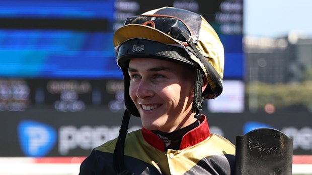 Zac Lloyd after winning narrowly on Countyourblessings.