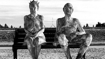 From the Archives, 1995: A head rolls in ruckus over nude Queen statue
