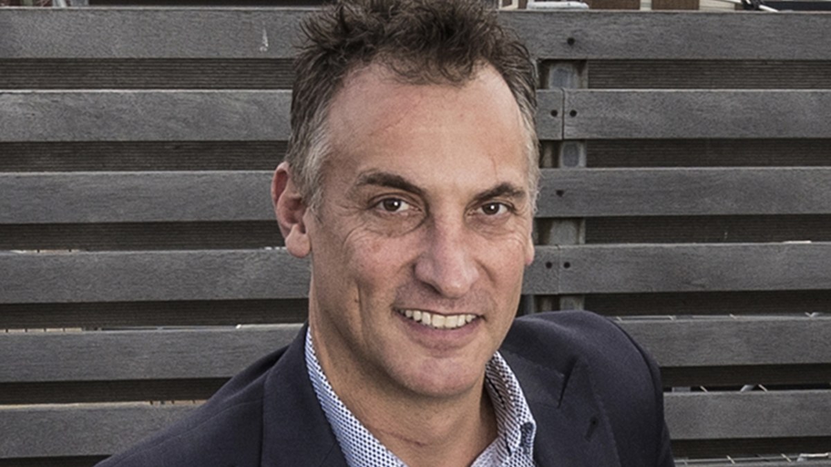 Antony Catalano: Media boss accused of bashing wife can go to Byron Bay