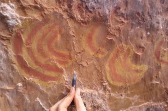 Rock art on Nyiyaparli land in the Pilbara.  