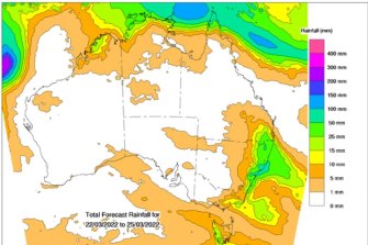 在接下來的 7 天裡，預計悉尼將有大約 150 毫米的降雨。