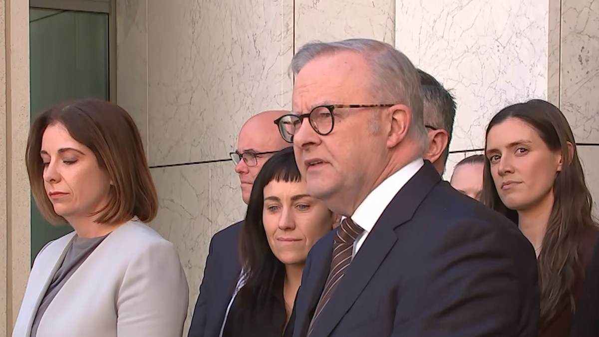 New law to force social media giants to give Aussies option to opt out of ...