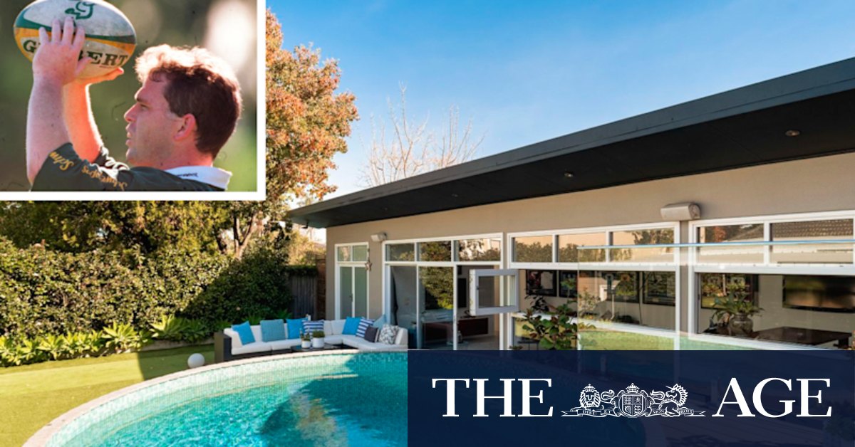 Sydney auctions: Former Wallaby Mark Bell sells entertainer's dream home in Putney for $3.66 million at auction - Vimarsana News
