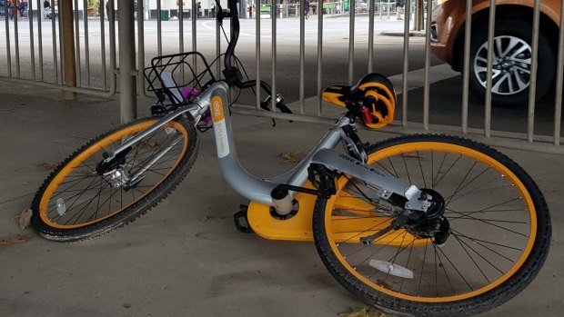 An abandoned oBike in Melbourne's CBD.