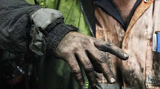 Industrial manslaughter laws have been expanded to the resources sector.