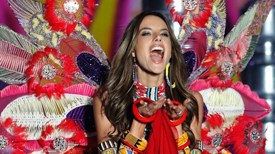 The famous fashion brands that underpay women