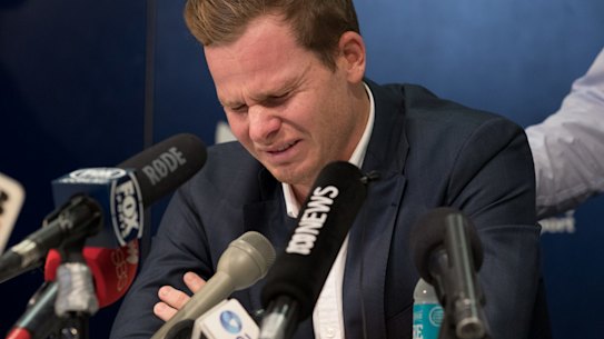 Smith and Bancroft accept bans for ball tampering crisis