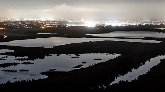 Light polution of Sydney as seen from Hawkesbury Lookout at Hawkesbury Heights. 