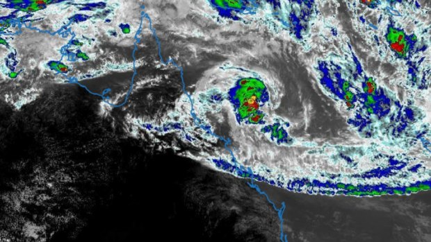 Cyclone crews race north as authorities caution on long-weekend plans