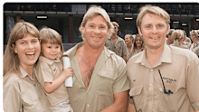  Steve irwin, Terri Irwin, Bindi Irwin and Wes Mannion