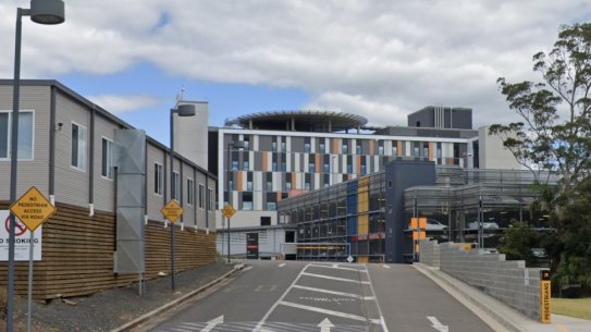 If the impasse cannot be resolved by Monday, Gosford Hospital’s obstetrics and gynaecology services risk going on bypass.