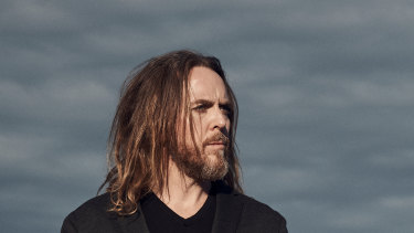 Minchin whips himself into agreeably verbose rants about cancel culture, confirmation bias amongst religious believers and social
media tribalism.