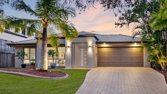 6 Nanny Shailer Street, Daisy Hill QLD 4127

