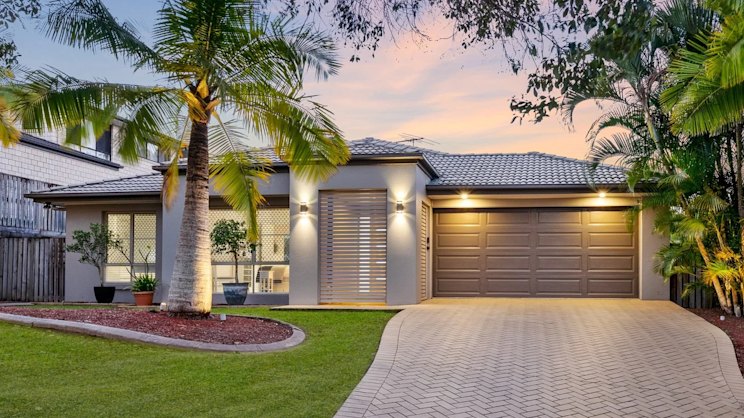 smh.com.au - Sarah Webb - Daisy Hill vendors 'got more than they wanted' with $1.47m sale