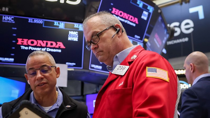 ASX set to edge up, Wall Street steady