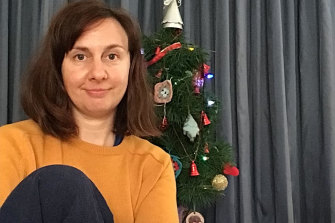 Catherine McInerney spends Christmas at home in Reservoir isolating because she contracted COVID-19.