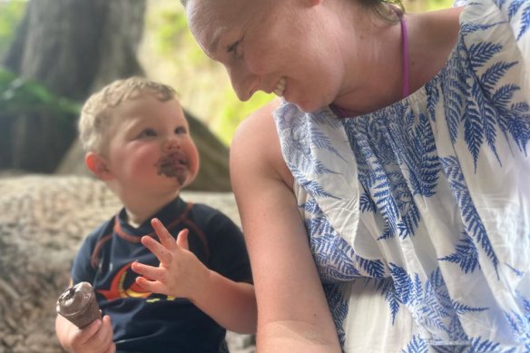 Luka with his mum, Karin. 