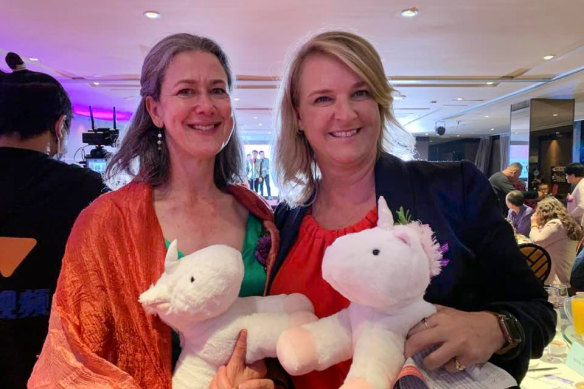 Bradfield independent candidate Nicolette Boele and North Sydney independent candidate Kylea Tink at the Alice in Wendyland gala dinner.