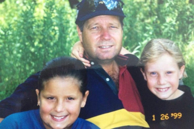 Cricket S Golden Couple Mitch Starc And Alyssa Healy Take A Well Earned Break Together For Once There to support healy would be starc, who will miss the third and final odi scheduled to be played in. mitch starc and alyssa healy