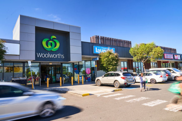 Watervale Shopping Centre in Taylors Hill.