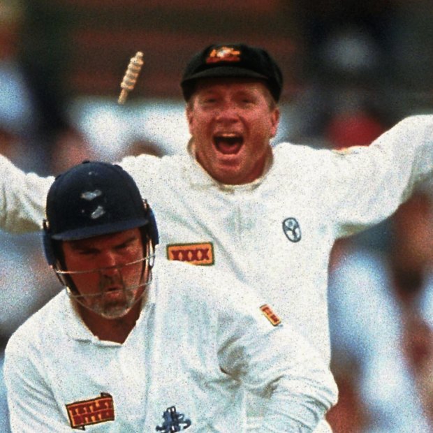 It is 30 years since Shane Warne bowled Mike Gatting with THAT ball.