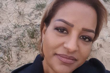 Nelomie did everything to protect herself. Her estranged husband killed her anyway