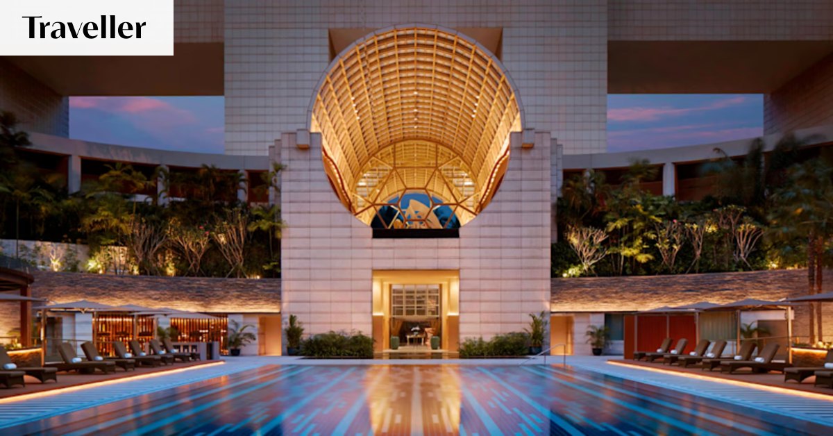 Luxury hotels don’t come more shipshape than this classy Singapore property