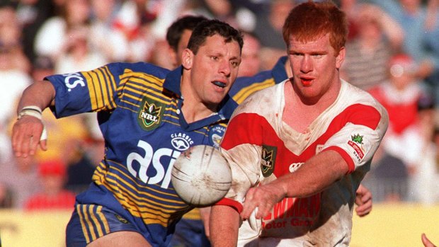 Gone too soon: Lance Thompson (right), playing for the Dragons back in 1998.