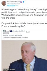 Robinson has retweeted a video of Clive Palmer.
