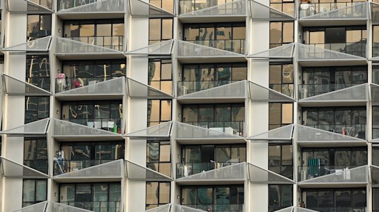 Cladding loans to be offered to thousands of apartment owners