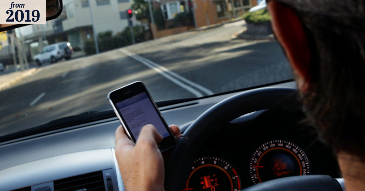 Technology can crack down on mobile phone use while driving
