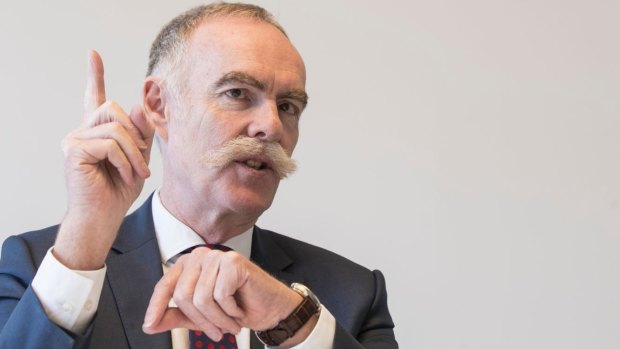 Australian Super chief executive Ian Silk says the NAB vote 'sends a clear message to boards that such schemes where they lose any long-term performance testing are not acceptable to most shareholders'.
