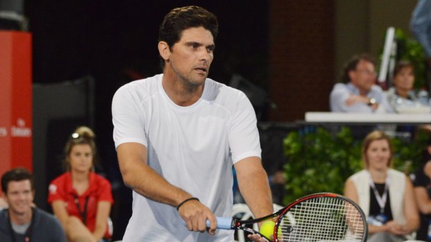 Mark Philippoussis says Australia's feuding players should sort out their differences in person.