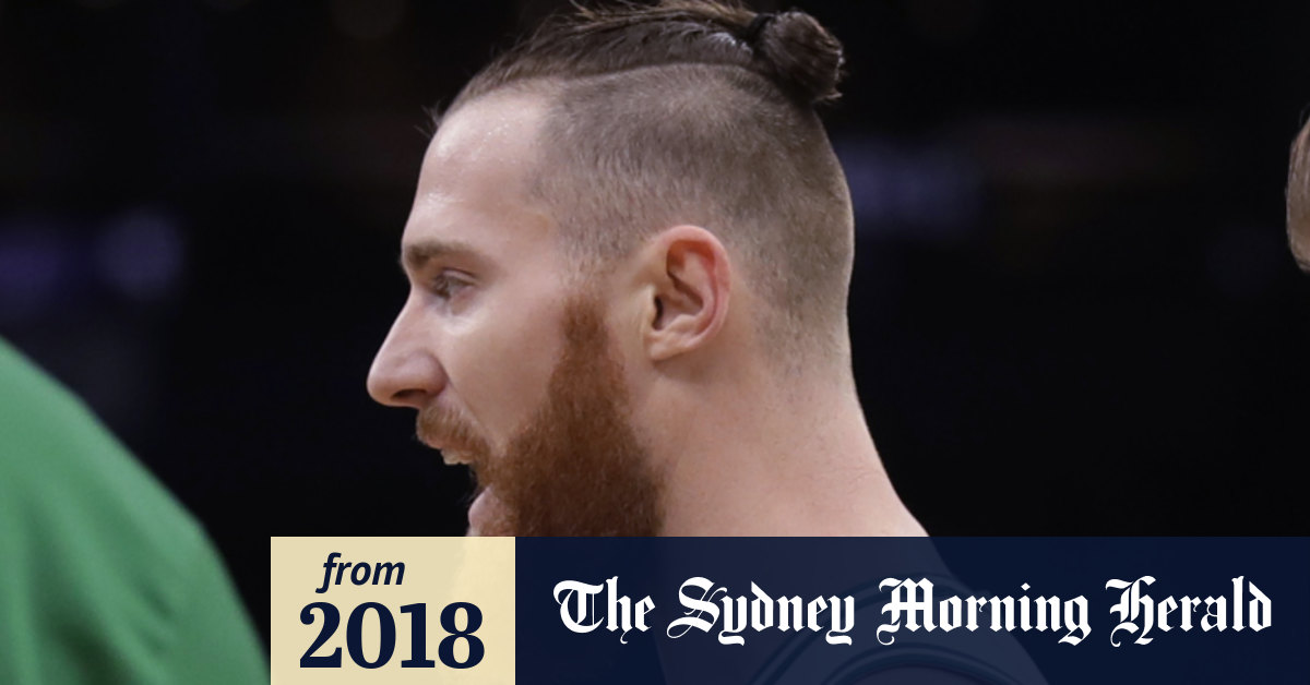 Baynes Breaks Hand Out Of Nba For A Month