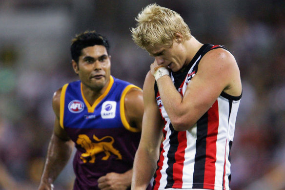 Nick Riewoldt injured during his playing days.