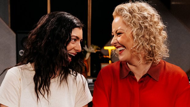 Lorde and Zan Rowe bonded over a Charli XCX track on Take 5 with Zan Rowe. 