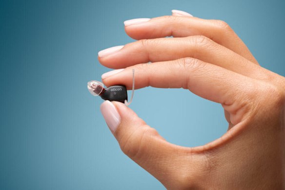 The “Oticon Zeal” hearing aids by Audika.