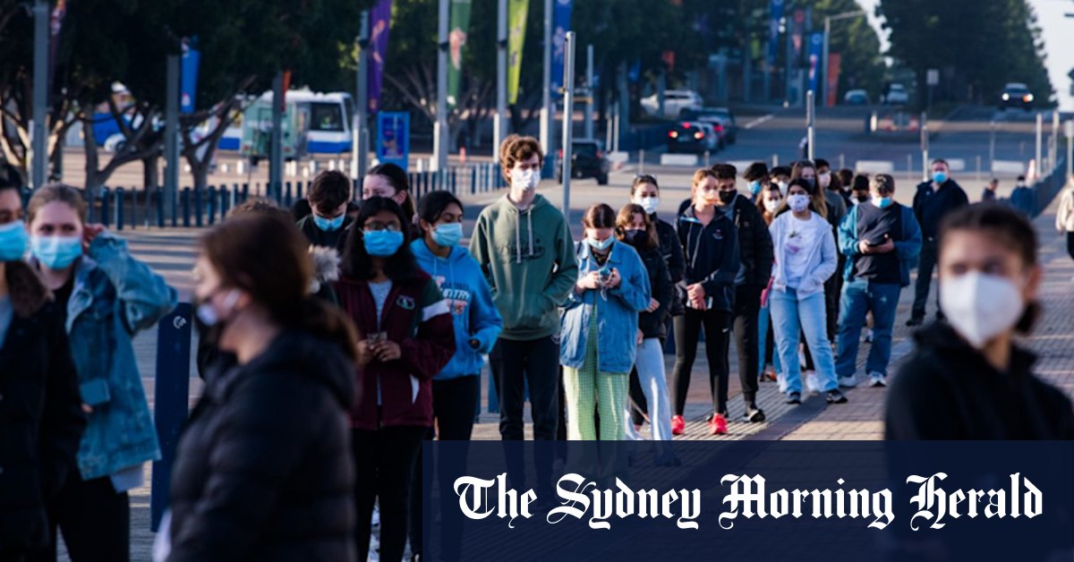 Teachers in Sydney hotspots receive vaccine access after 30 school closures - Vimarsana News