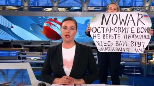 Marina Ovsyannikova, an editor and producer, protests the war on Russia’s Channel One evening news. 