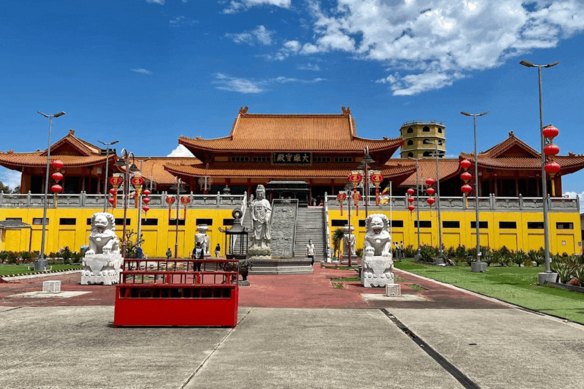 The Bright Moon Buddhist Society temple in Springvale was destroyed  by fire on Sunday night.