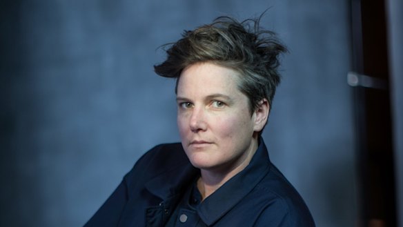 Australian comedian Hannah Gadsby has slammed Hollywood's "good men". 