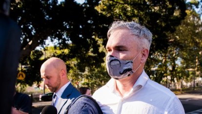 Former federal MP Craig Thomson charged over alleged fraud of COVID-19 schemes