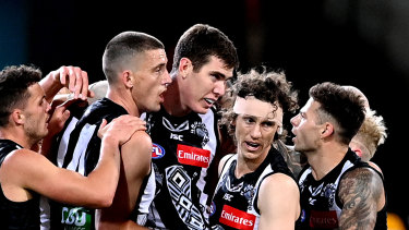 Afl Live Scores Pies Aim To Continue Season Resurgence Against Lions Sportstoft