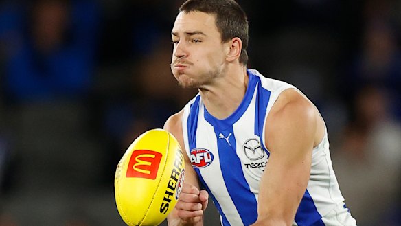 Luke Davies-Uniacke leads the AFLCA champion player of the year voting.