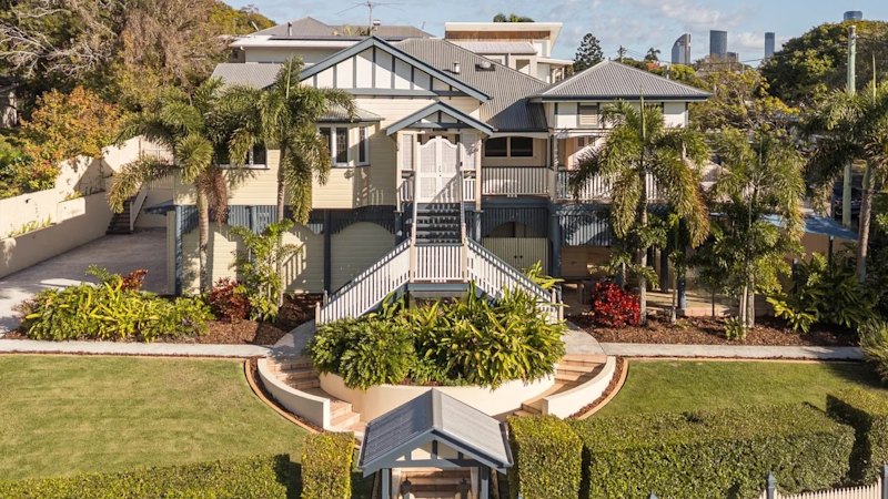 Two families trade $1,000 bids for $3.3m East Brisbane home near private school