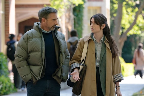 Steve Carell y Charly Clive armonizan a la perfección como padre e hija en “Rooster”.