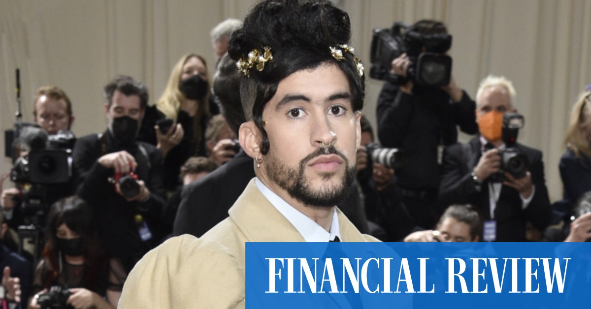 The biggest-selling male pop stars have dismantled their masculinity - Vimarsana News