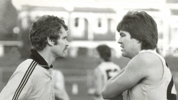 Richmond's Neil Balme gets advice from coach Barry Richardson in 1977.