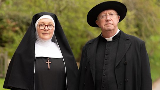 Father Brown (Mark Williams) is once again accompanied by Sister Boniface (Lorna Watson).
